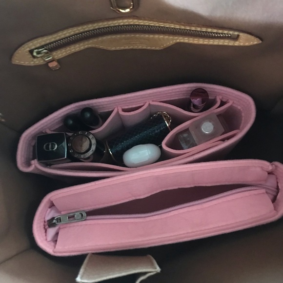 ❤️SOLD❤️FELT BAG ORGANIZER SET OF TWO🔶 - Picture 6 of 6